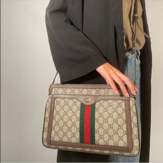 Authentic Vintage Gucci GG Monogram Supreme Sherry Web Ophidia