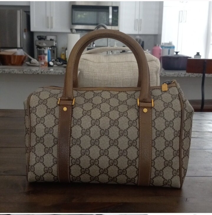 Authentic Vintage Gucci Interlocking GG Monogram Supreme