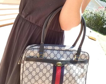 GUCCIベロアvintageバッグ✦ GUCCI グッチ タイガーヘッド ワンショルダーバッグ 001 4113