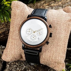 Personalized Engraved Wooden Watches - Custom Gift for Groomsmen, Birthday, Wedding, Dad.