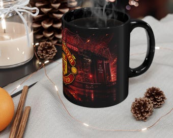 Manchester United Crest Black Mug | Football Club Logo Coffee Cup