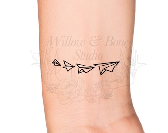 4 Paper Airplanes Flying Temporary Tattoo - Family Love Children Tattoo - Cute Motherhood Wrist Tattoo - World Travel Tattoo