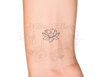 July Birth Month Flower: Water Lily Temporary Tattoo - Birth Flower Outline Tattoo - Feminine Women Wildflower Wrist Floral Tattoo