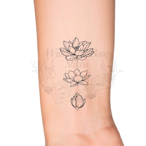 July Birth Month Flower: Blooming Water Lily Temporary Tattoo - Birth Flower Outline Tattoo - Feminine Women Wildflower Wrist Floral Tattoo