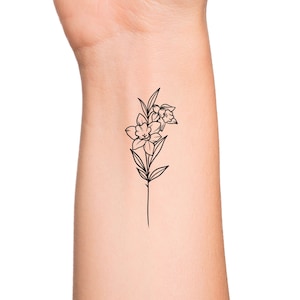 March Birth Month Flower: Daffodil Temporary Tattoo - Birth Flower Outline Tattoo - Feminine Women Wildflower Wrist Floral Tattoo