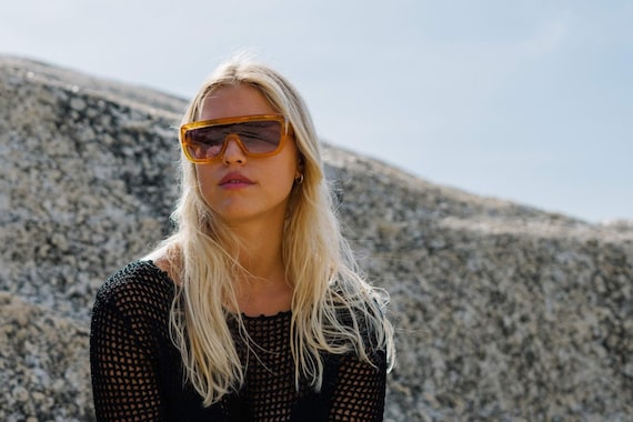 Mask wayfarer best sale sunglasses