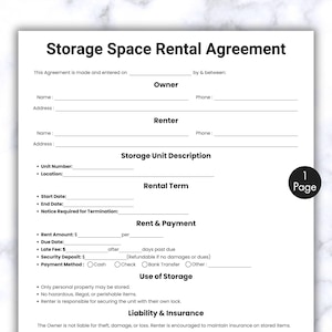 Könnte beinhalten: Ein weißes Formular für einen Mietvertrag für Lagerräume mit schwarzem Text. Das Dokument enthält Abschnitte für Informationen zum Eigentümer und Mieter, Details zur Lagereinheit, Mietbedingungen, Miete und Zahlung, Nutzung des Lagers sowie Haftung und Versicherung.