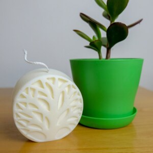 &quot;Tree of Life&quot; candle in 100% natural soy wax.