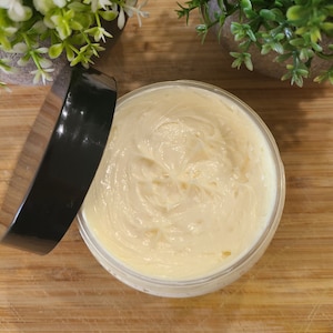 Luxurious Lanolin Cream/ Hand Cream/Body Cream/ Cream for dry and cracked skin