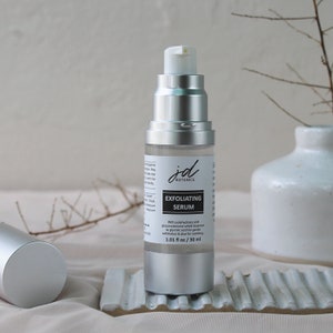 Exfoliating Serum with Aloe Ferox and Gentle PHAs | Premium Natural Skincare