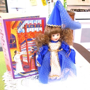 Marie Osmond, Storybook Doll, Princess and the Pea, Fairy Tale Doll, Osmond Dolls, Knickerbocker Dolls, Porcelain Doll, Miniature Doll