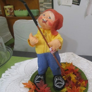 1998, Annalee, Boy with Rake, Fall Decor, Annalee Dolls, Fall Leaves, Thanksgiving Decor, Vintage Annalee, Felt Dolls, Cloth Dolls