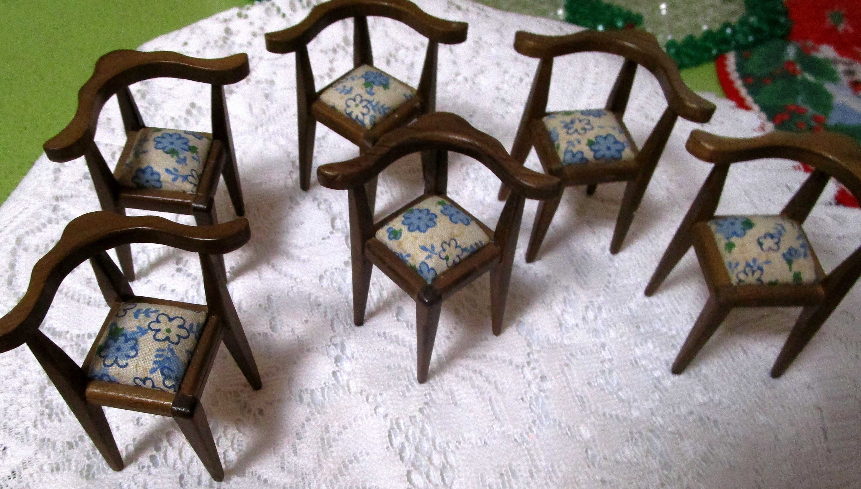 6 Dollhouse Chairs Corner Chairs Dollhouse Furniture Etsy