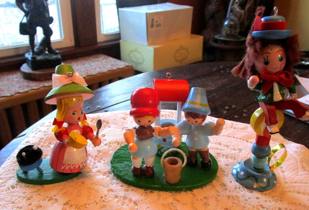 3 Nursery Rhyme Woden Figurines Wooden Ornaments Miss Etsy