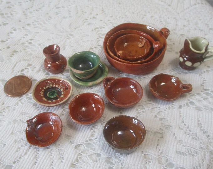 Dollhouse Pottery, Miniature Pottery, Dollhouse Miniatures, Dollhouse