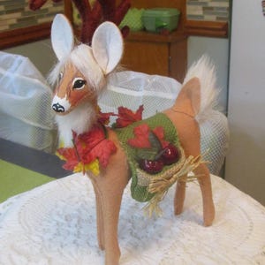 Annalee Deer, Fall Deer, Annalee Doll, Fall Decor, Thanksgiving Decor, Stuffed Deer, Felt Dolls, Vintage Annalee, Annalee Thanksgiving