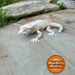 3D printed Articulated Crested Gecko- Designed by MatMireMakes(Authorized Seller)