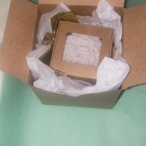 Natural Fizzy Natural Bath Bomb, single