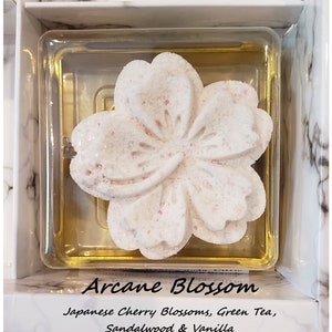 Luxury Salt Fizzy Natural Bath Bomb, single