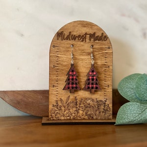 Red plaid tree earrings. Buffalo plaid. Christmas Earrings. Tree earrings. Handmade. Hand painted. Wood earrings.