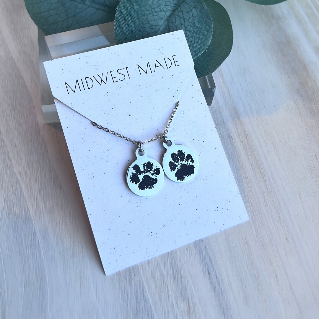 PAW PRINT NECKLACE
