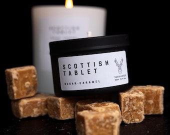 Vela de soja SCOTTISH TABLET • Presente escocês • Aroma de caramelo • Fragrância de luxo para casa • Feita à mão na Escócia