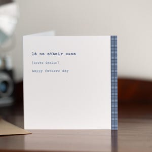 Carte HAPPY FATHERS DAY · Carte en gaélique écossais avec enveloppe · Là na athair sona · Carte de voeux vierge · Cadeau écossais