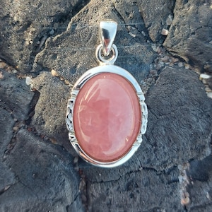 Ciondolo in argento 925 con pietra preziosa di quarzo rosa per catena