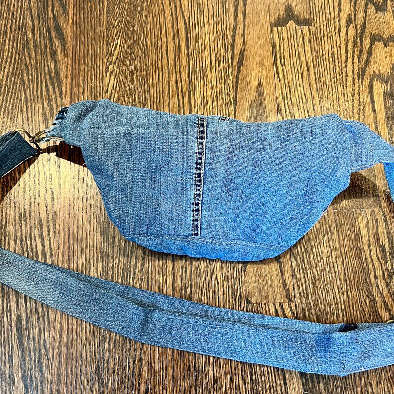Small Denim Sling Bag, Sustainable From Distressed Jeans, Jordache label, 2 Slide-in Pockets, 2 Two-Way Zipper Pockets and Inside Pocket zdjęcie 10