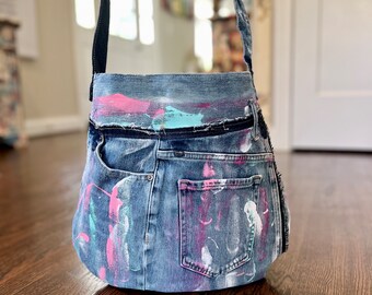 Handbag Denim Hobo Style from Distressed Painted Jeans, Many Pockets, Magnet Closing, Comfortable Strap, Upcycled, No Waste, Artisan Purse