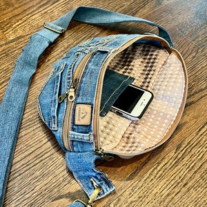 Small Denim Sling Bag, Sustainable From Distressed Jeans, Jordache label, 2 Slide-in Pockets, 2 Two-Way Zipper Pockets and Inside Pocket zdjęcie 7
