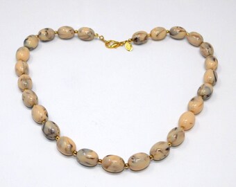 Collar vintage de cuentas jaspeadas de JOAN RIVERS de 20 pulgadas.