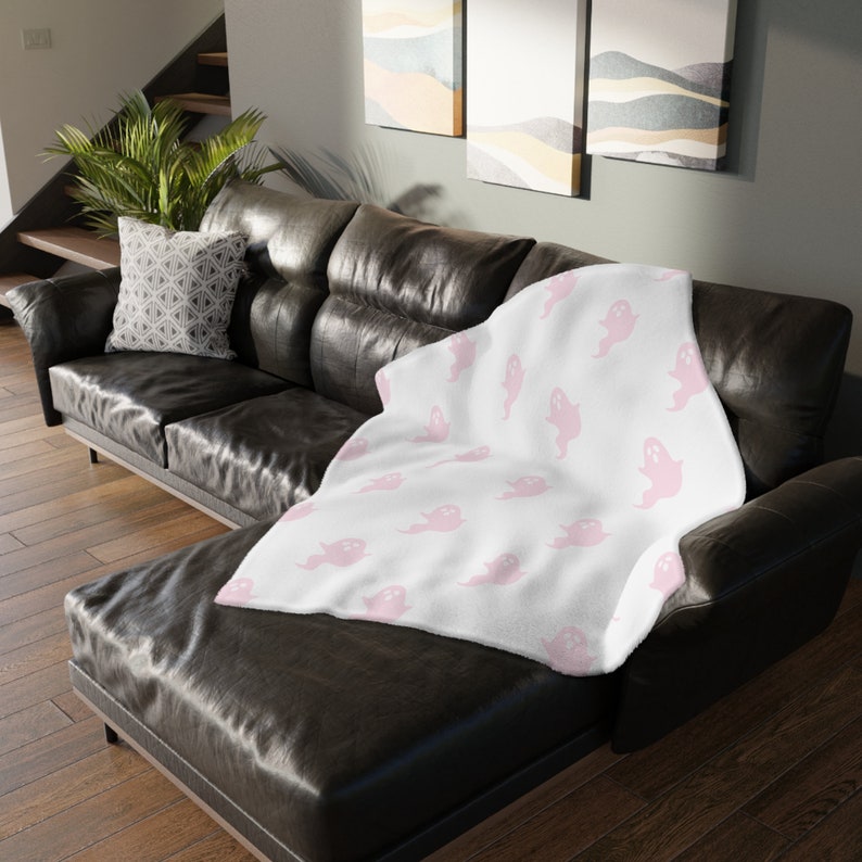 Reversible Pale Pink Ghost Blanket, Pink Ghost Dupe Minky Blanket, Halloween Throw Blanket, Halloween Decor, Spooky Season Viral Blanket image 4