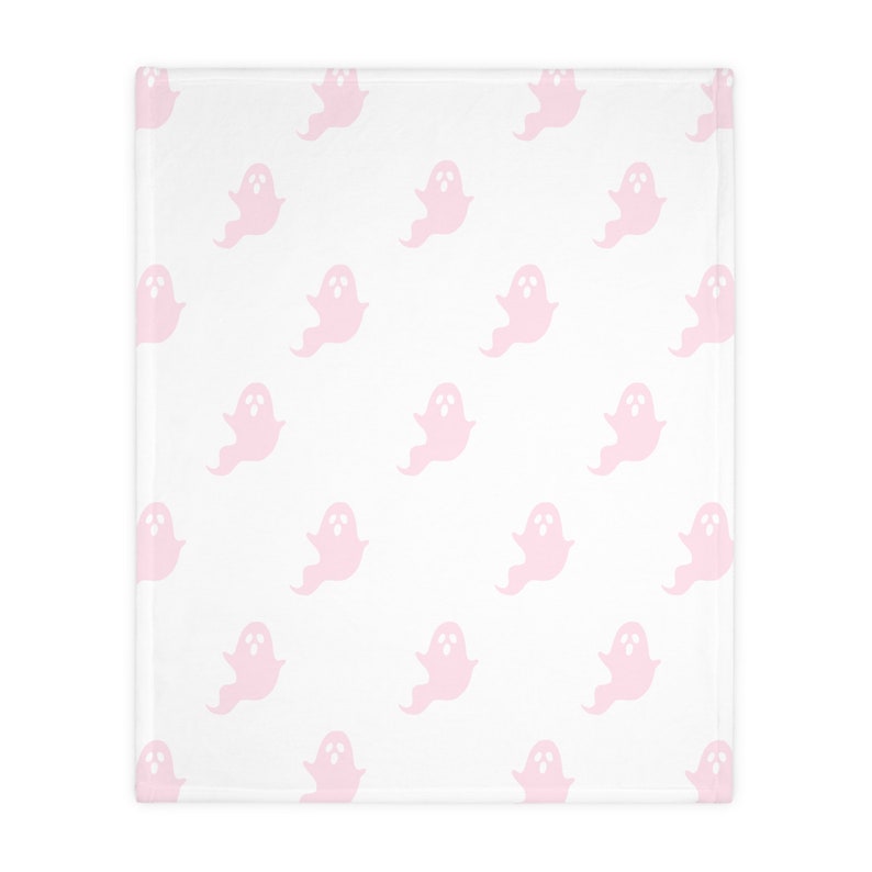 Reversible Pale Pink Ghost Blanket, Pink Ghost Dupe Minky Blanket, Halloween Throw Blanket, Halloween Decor, Spooky Season Viral Blanket image 6