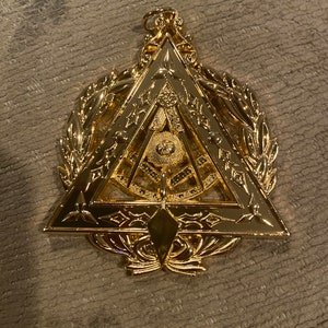 Past Grand illustrious Master Jewel