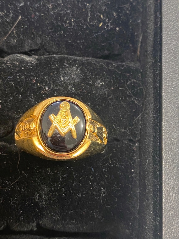 Masonic Square and compass ring - image 1