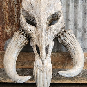 Mythosaur Skull 3D Resin Printed A Mandalorian-Inspired Masterpiece High-Quality Collectible for Sci-Fi Enthusiasts Star Wars image 3