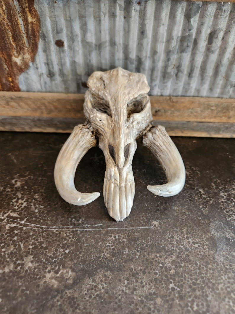 Mythosaur Skull 3D Resin Printed A Mandalorian-Inspired Masterpiece High-Quality Collectible for Sci-Fi Enthusiasts Star Wars image 2