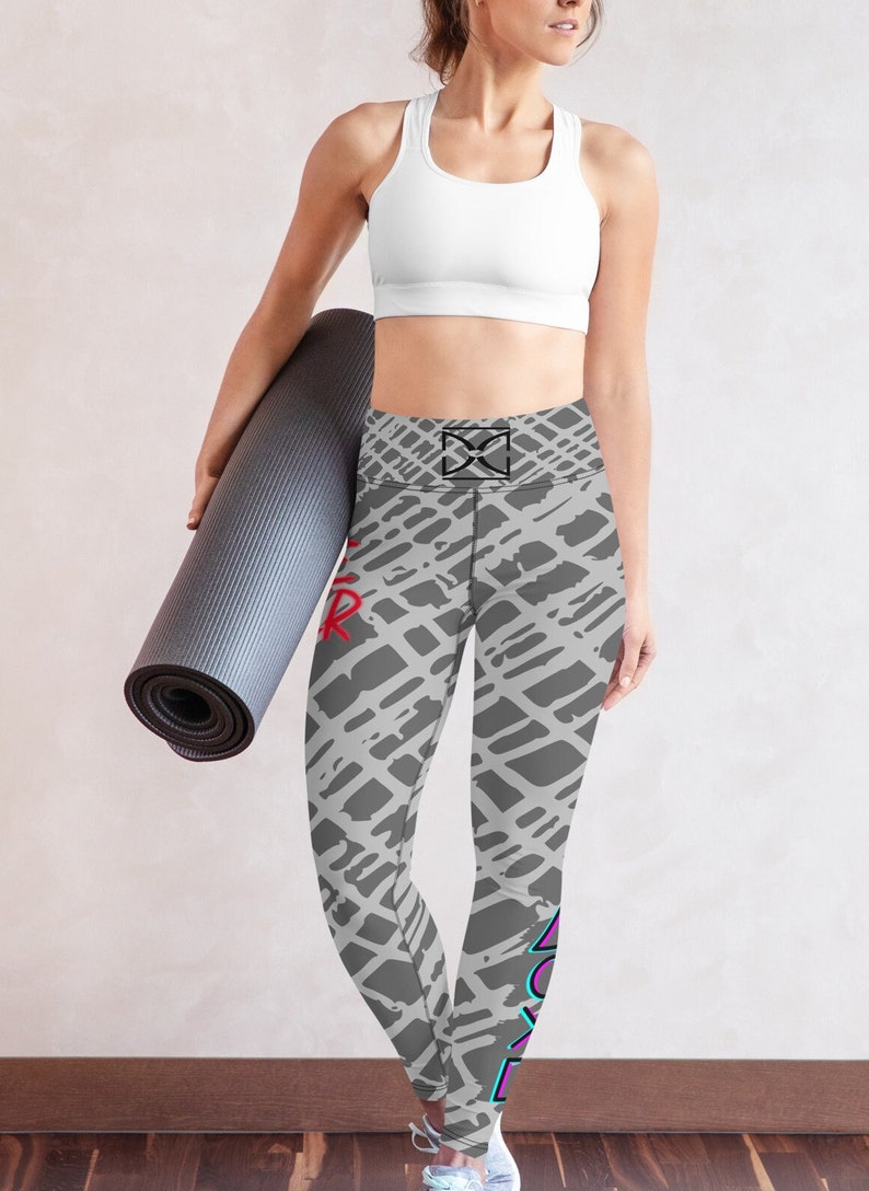 Gamer Yoga Leggings - Gaming theme - gamer clothes