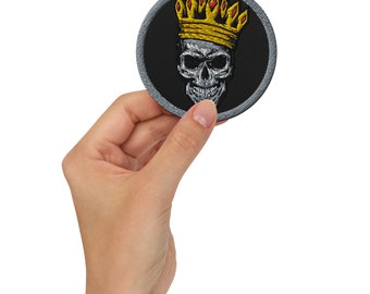 King Embroidered Patch - Rule Your Style - Gamer Themed