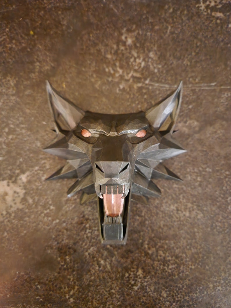 3D Resin Printed Witcher Wolf Head Handcrafted Gaming Collectible Geralt of Rivia Fan Art The Witcher White Wolf image 4