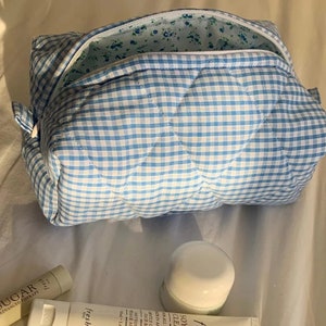 Checkered & Quilted Floral Makeup Wash Bag Blue