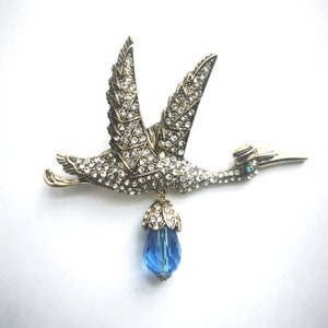 Heidi Daus Bird Stork Light Blue Crystals  Brooch Pin Vintage Collectibles Brooch