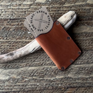 Cartera para tarjetas de visita de cuero Horween, tarjetero delgado, estuche para tarjetas hecho con calidad tradicional y garantía de por vida. Hecho para ser transmitido.