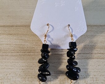 Natural black obsidian stone chip and natural freshwater pearl dangle earrings