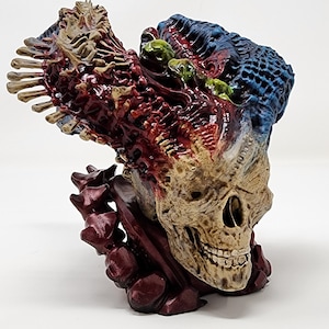 Mutierter Alien Queen Skull
