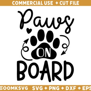 Pfoten an Bord svg, Autozitat svg, Autoaufkleber svg, lustige Zitate svg, Racing svg, Fahrer svg, Auto svg-Dateien für Cricut