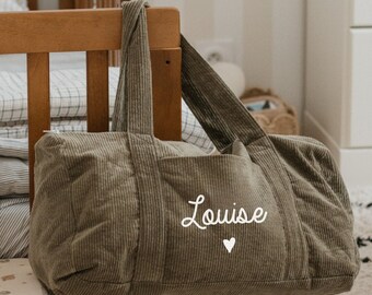 Customizable weekend bag in khaki corduroy