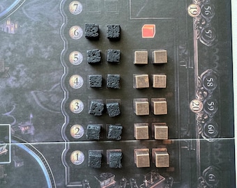 55x messing Birmingham Lancashire opgewaardeerd tokens, 30 kolen en 25 ijzer (blokjes van 8 mm)