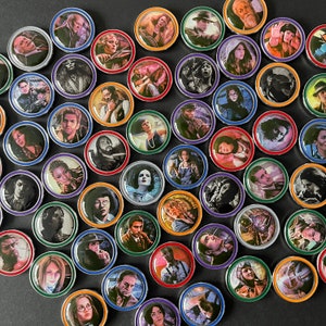 67x Arkham Horror Ermittler Token für AHLKG, Klasse Color Rims für verbesserte Visuelles, überarbeitetes Grundset verfügbar (doppelseitig 1,1 "/ 28 mm)